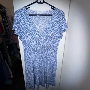 Kaileigh Blue and White Floral Mini Dress